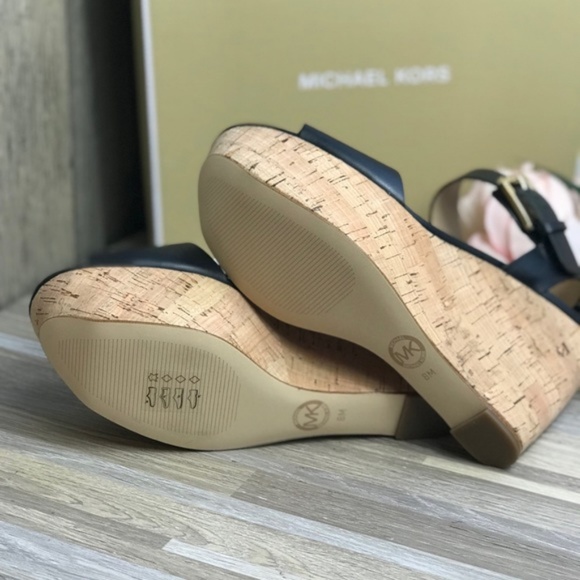 Michael Kors Xaria Wedge Leather Black W AUTHENTIC - Picture 4 of 8